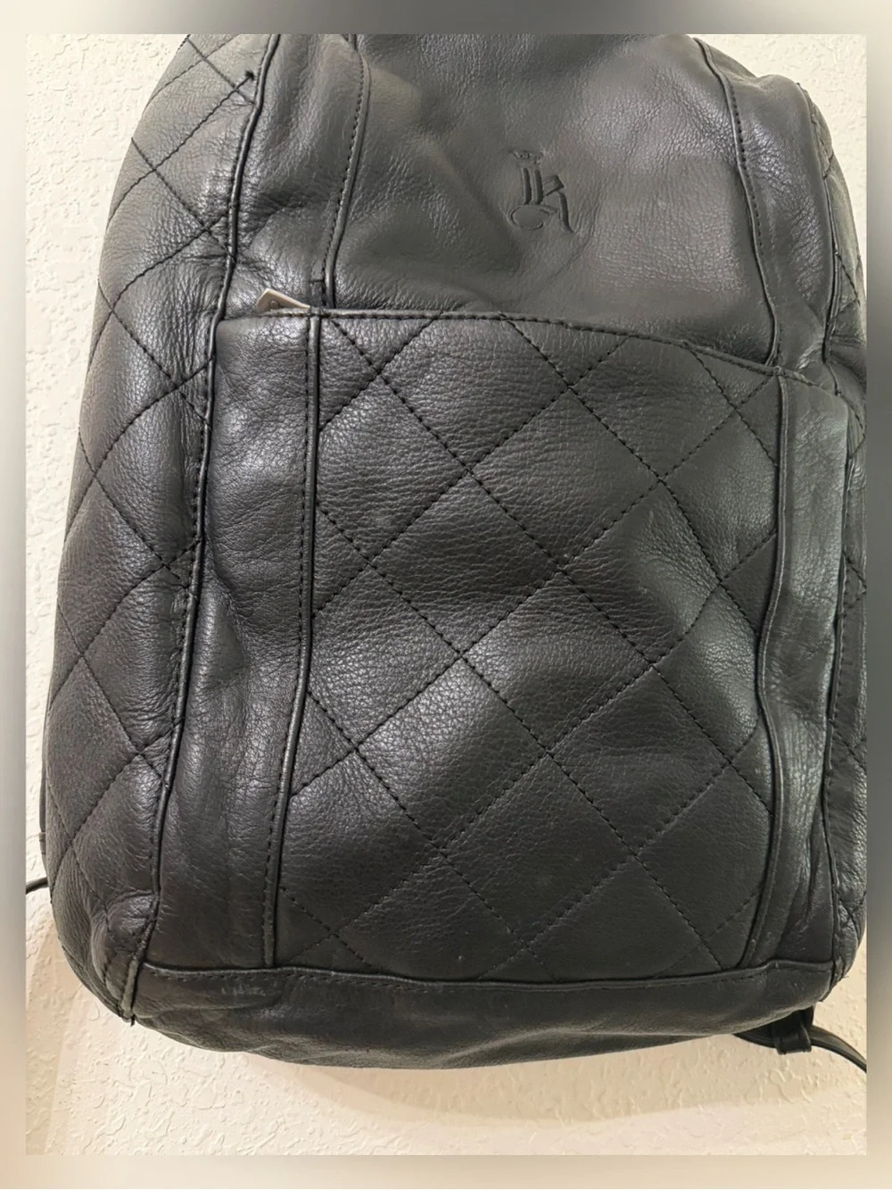 Links and Kings Quilt Leather Backpack Black